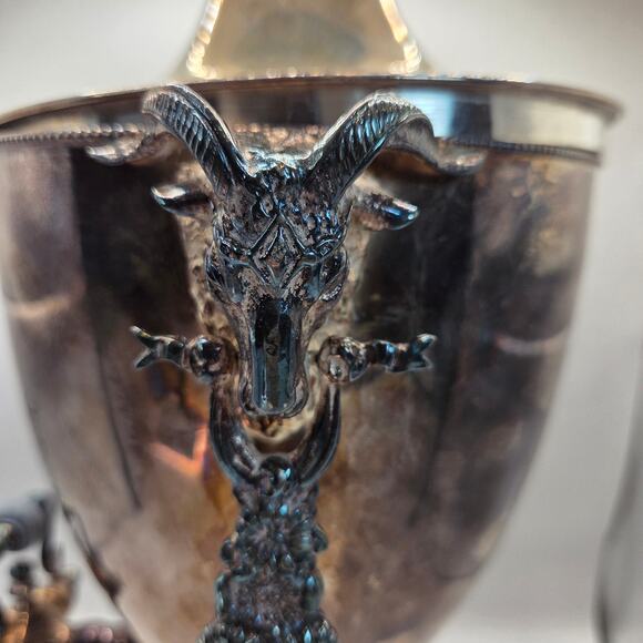 Early 20thC Silverplate Ram Head Beverage Urn Samovar w Lid & Working Spigot - Picture 9 of 16
